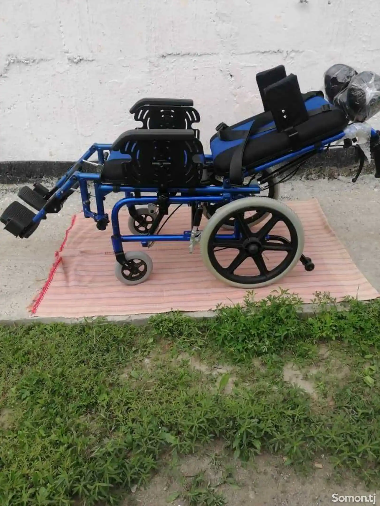 Детская инвалидная коляска-11