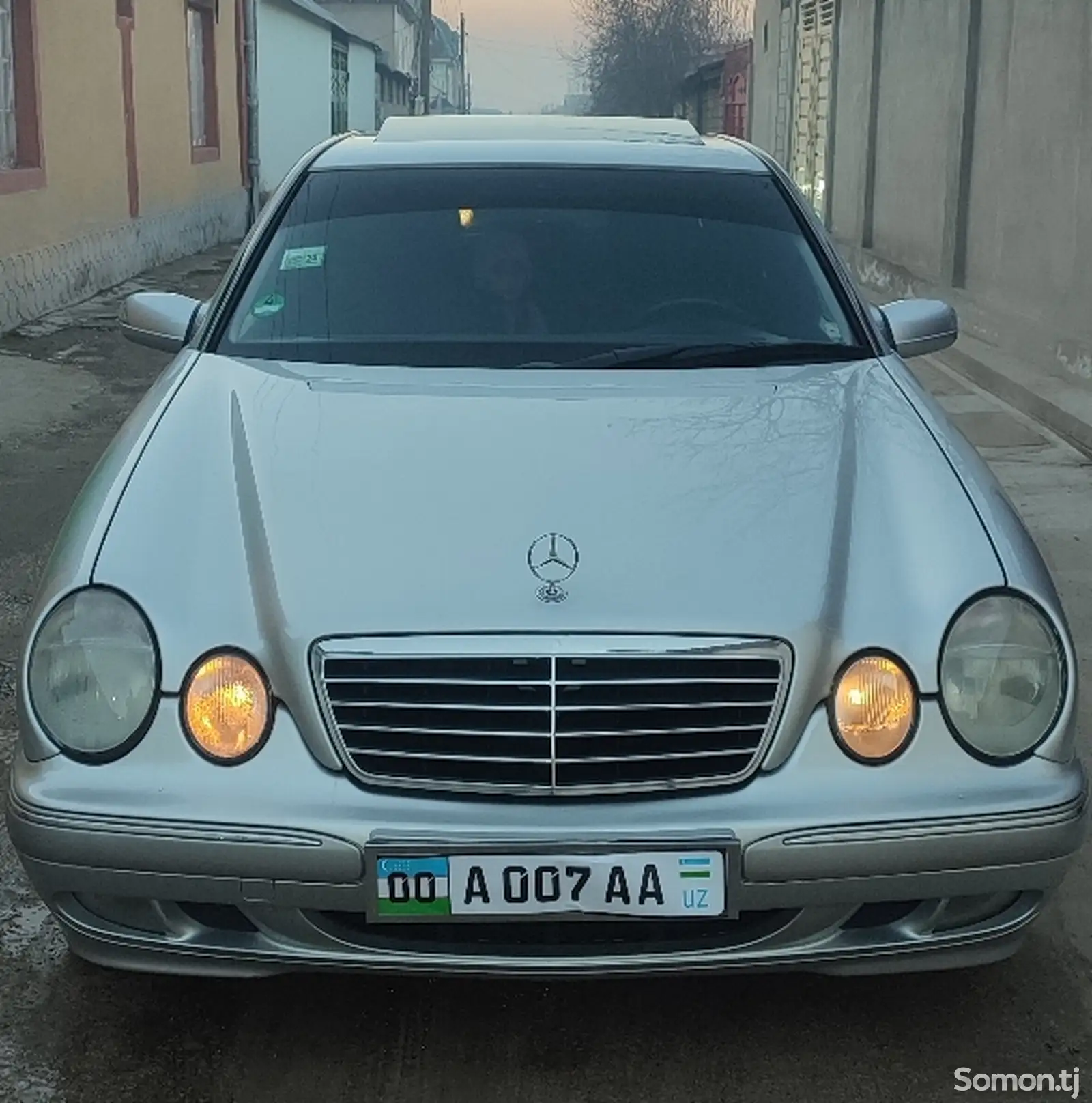 Mercedes-Benz E class, 2000-1