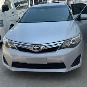 Toyota Camry, 2015