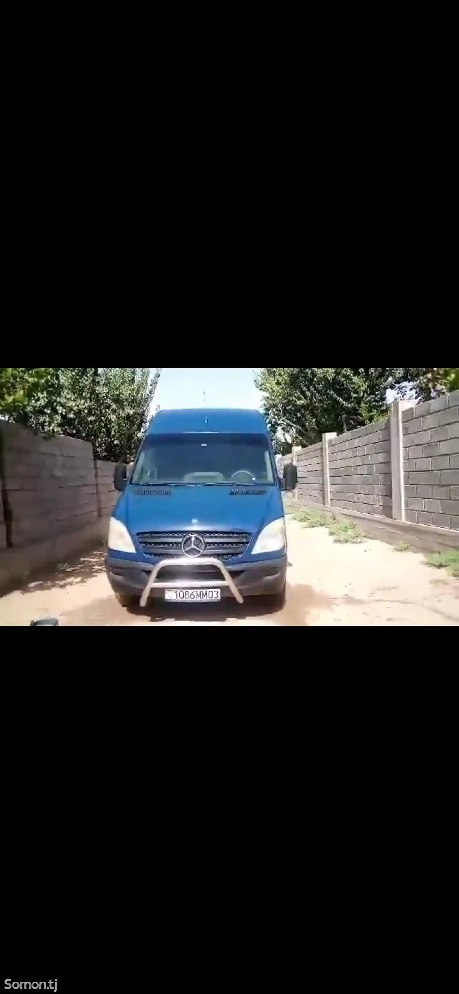 Mercedes-Benz Sprinter-2