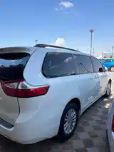 Toyota Sienna, 2017-6