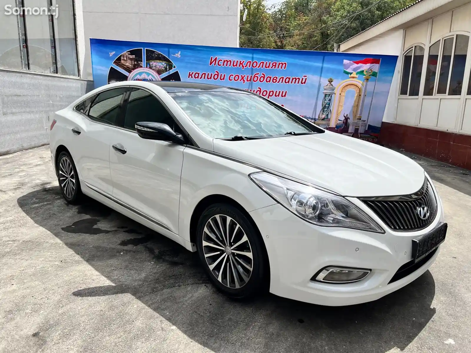 Hyundai Grandeur, 2012-3