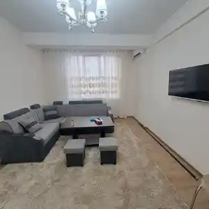 1-комн. квартира, 7 этаж, 45 м², Ватан. Универмаг