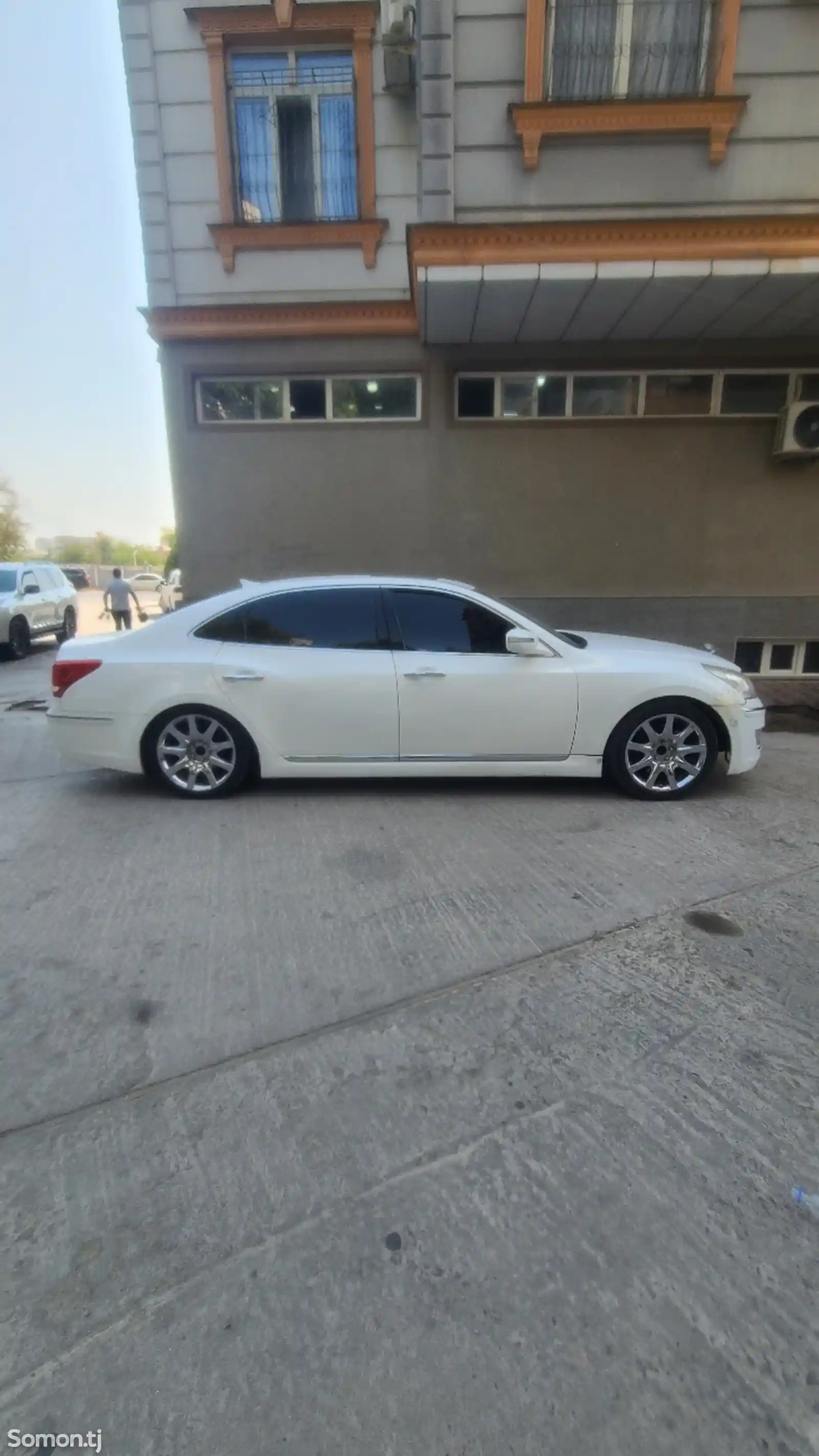 Hyundai Equus, 2010-5