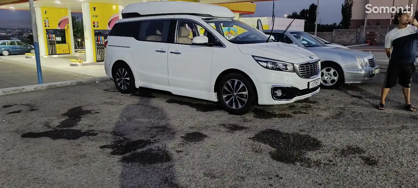 Kia Carnival, 2015-13