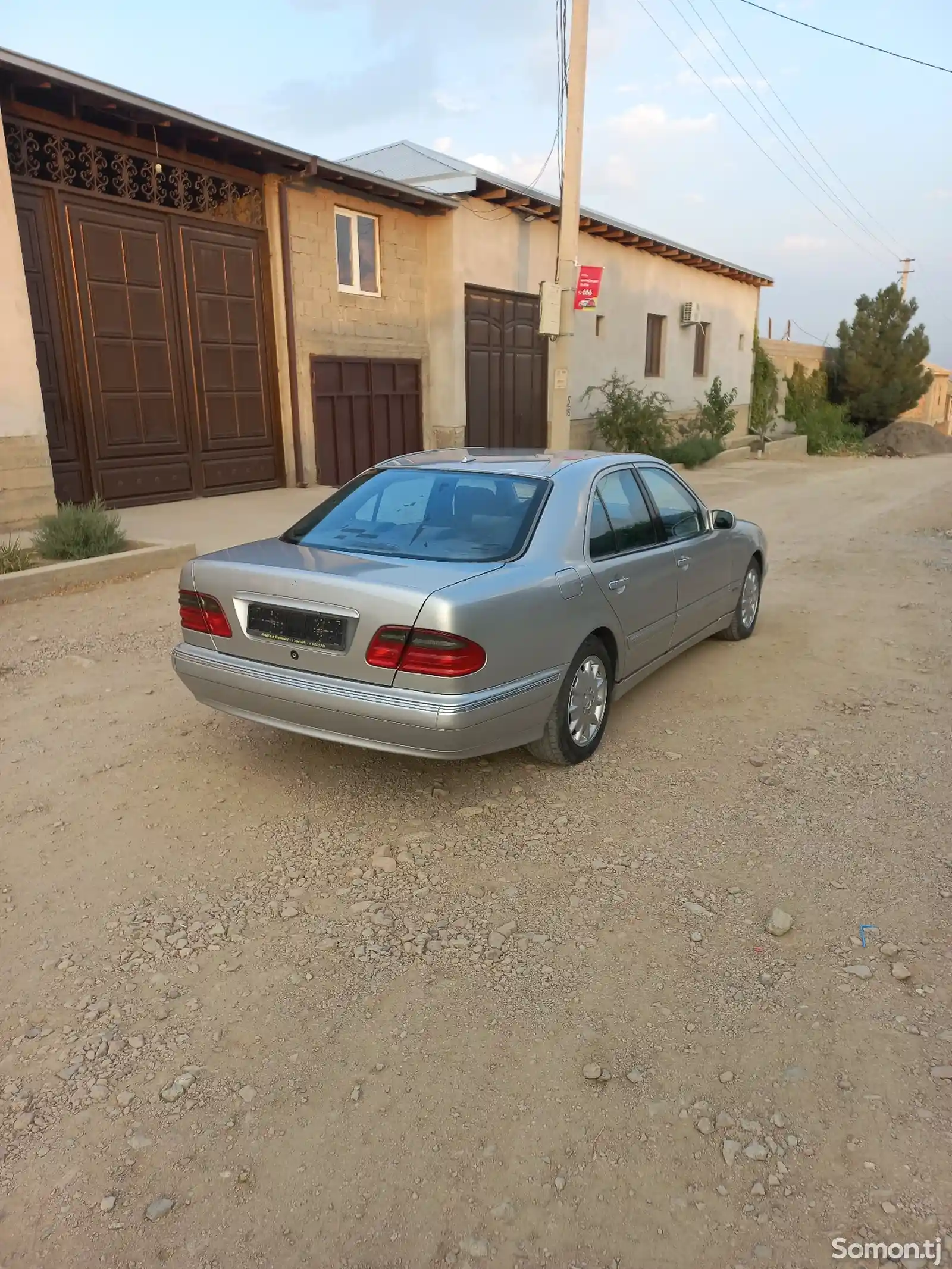 Mercedes-Benz E class, 2001-3