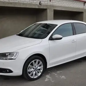 Volkswagen Jetta, 2012