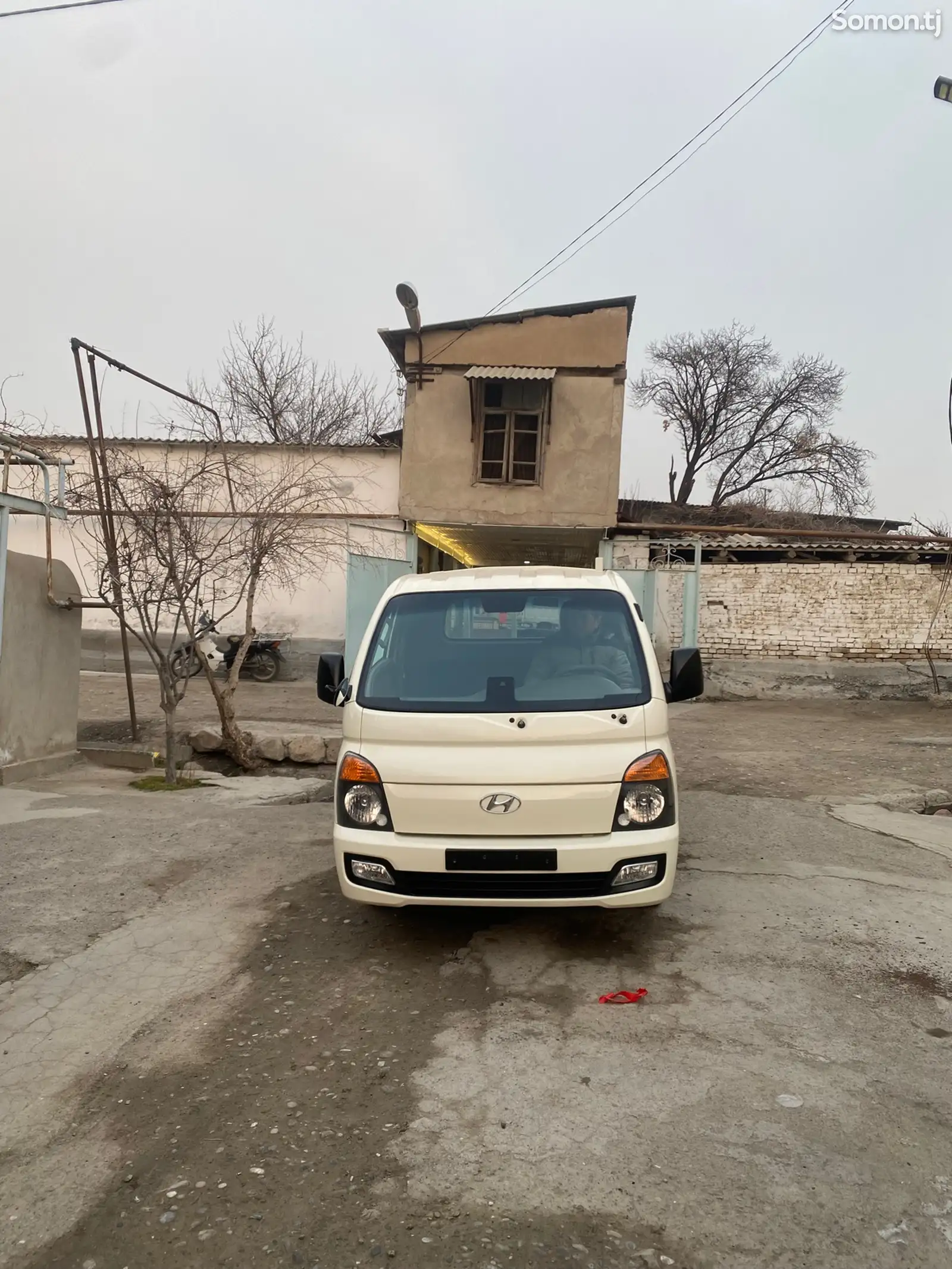 Бортовой автомобиль Hyundai Porter, 2014-1