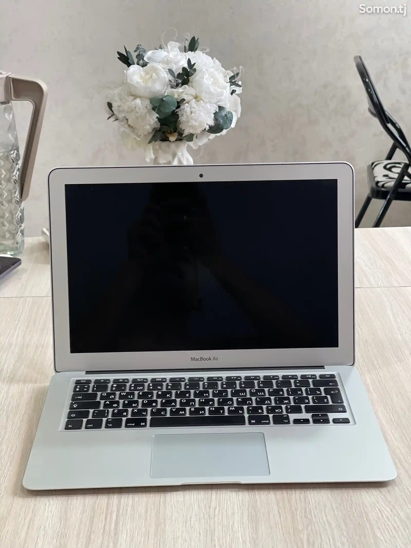 Ноутбук Apple MacBook Air 13 2017 + чехол и сумка-2