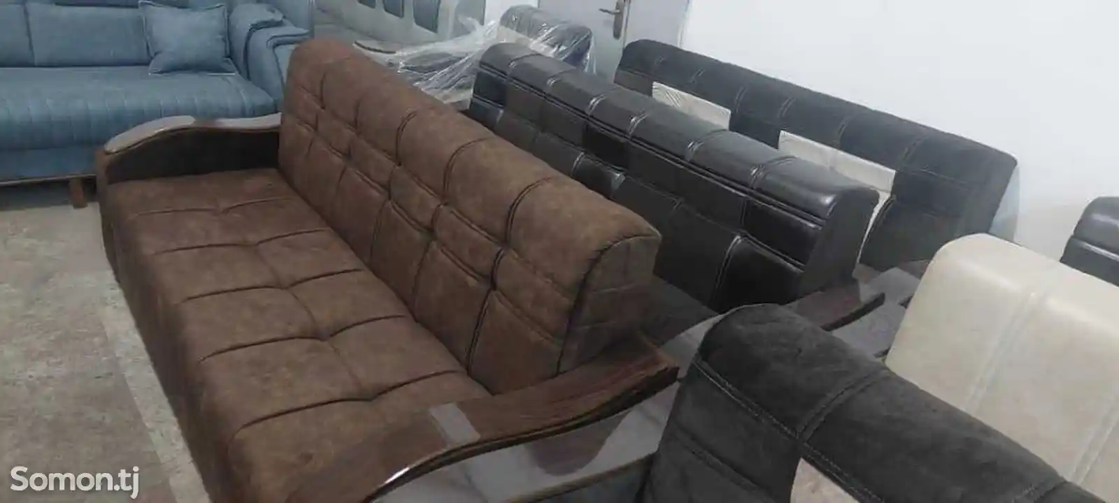 Мягкий диван-4