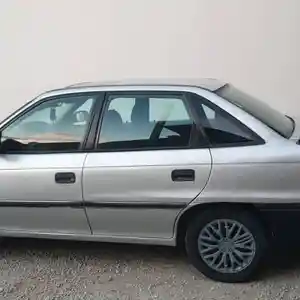 Opel Astra F, 1992