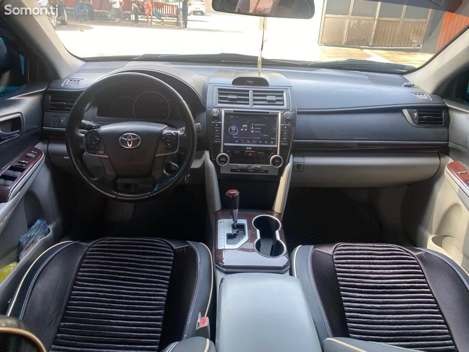 Toyota Camry, 2013-9