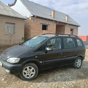 Opel Zafira, 1999