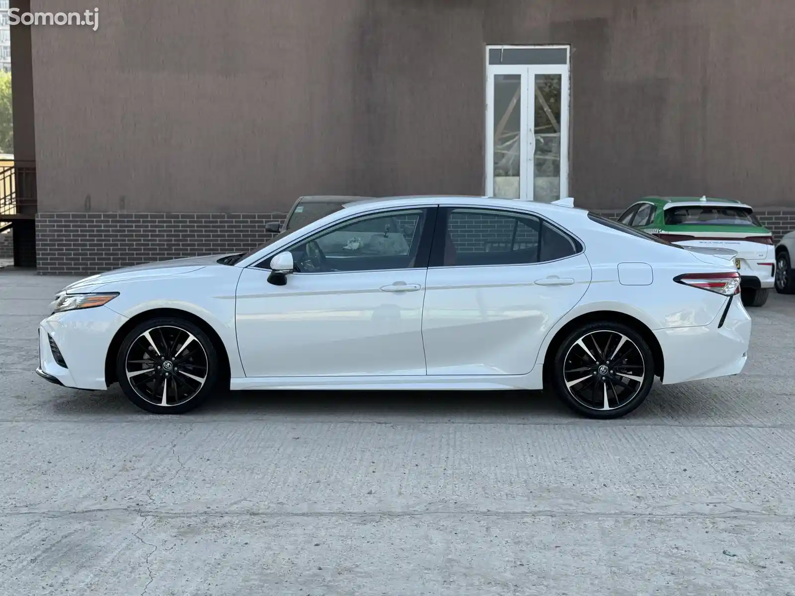 Toyota Camry, 2019-4