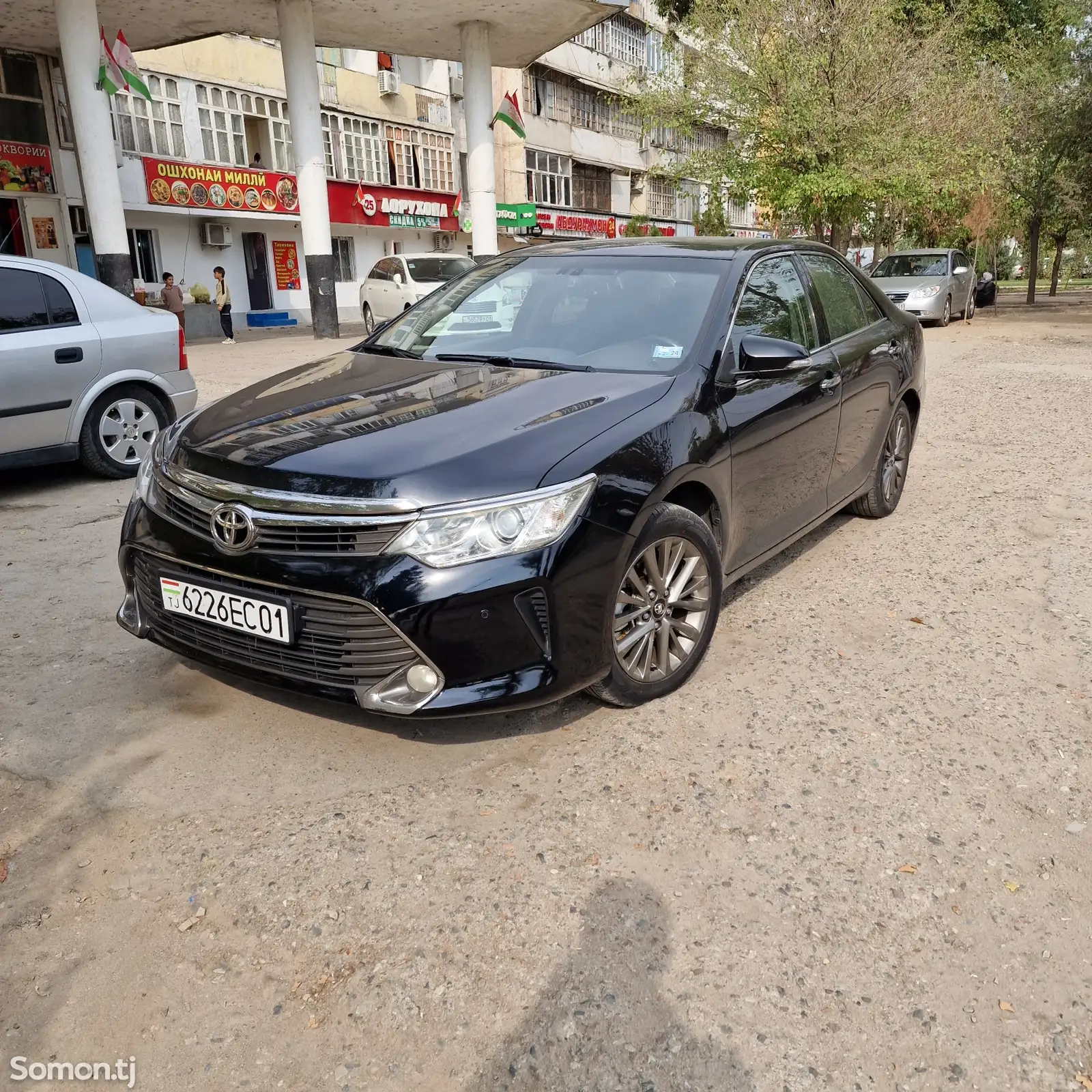 Toyota Camry, 2015-1