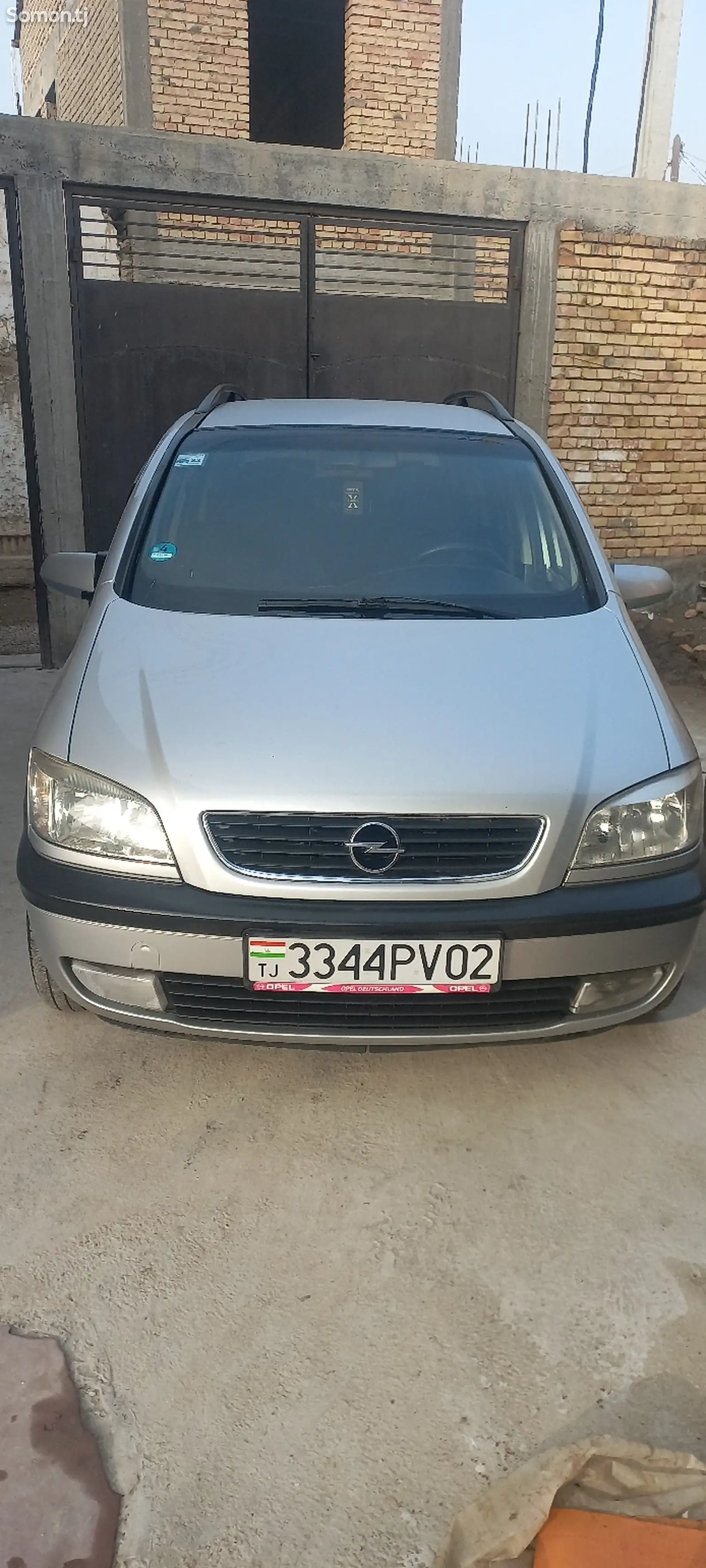 Opel Zafira, 2000-1