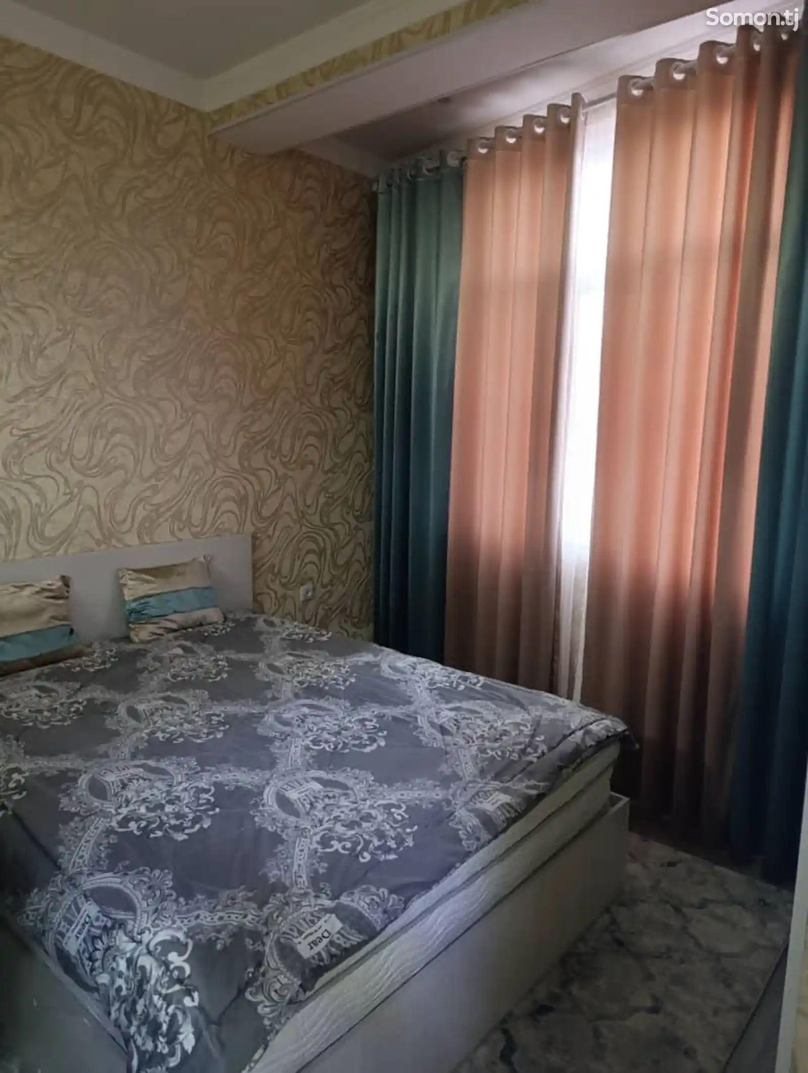 2-комн. квартира, 2 этаж, 60м², Универмаг-2