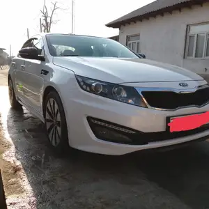 Kia K5, 2011