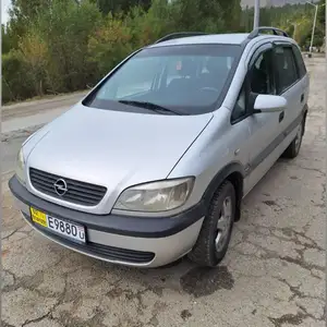 Opel Zafira, 1999