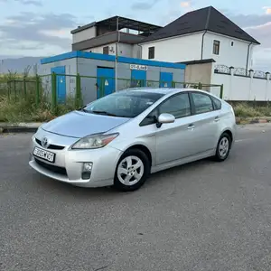 Toyota Prius, 2011