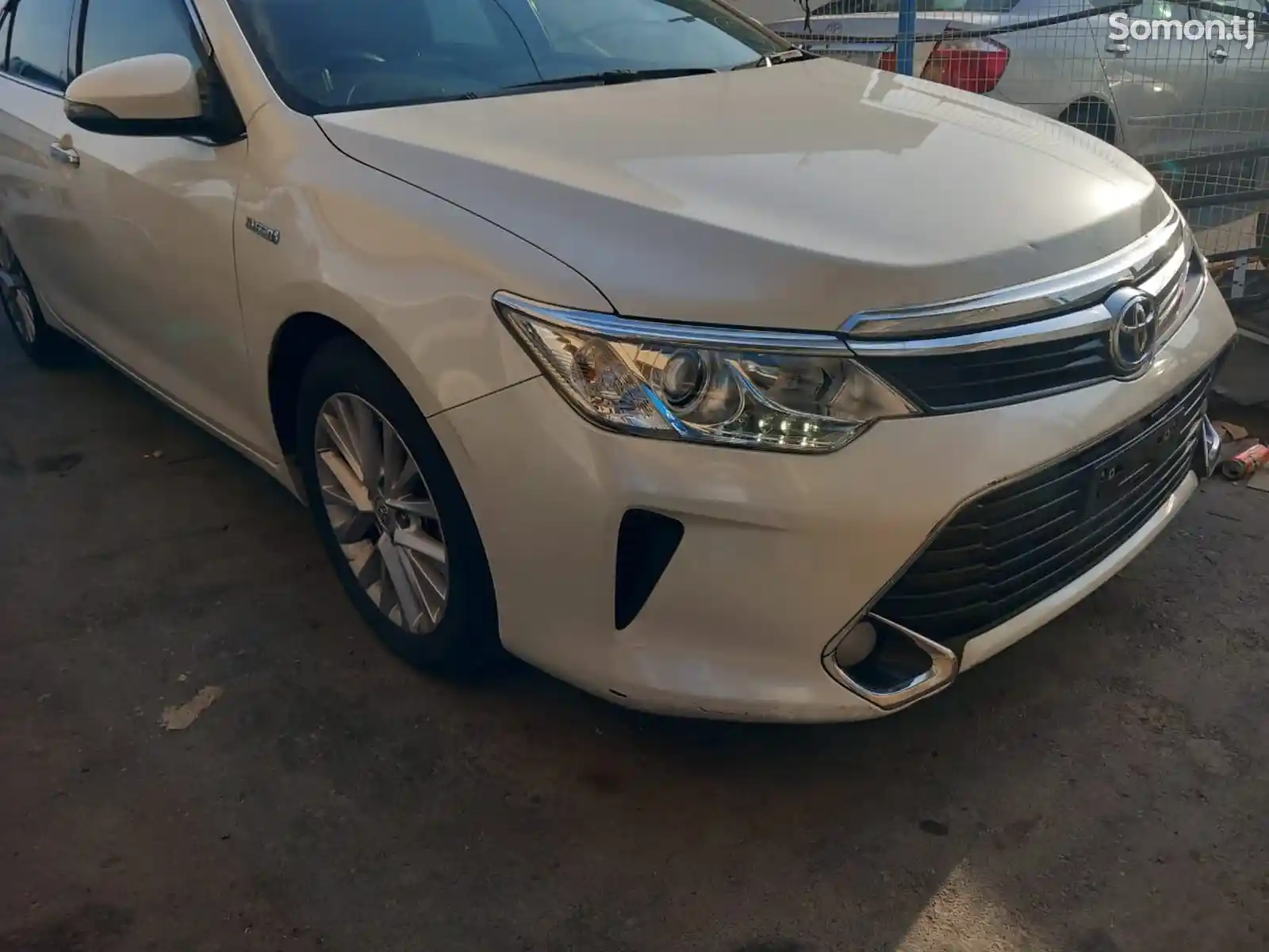 Toyota Camry, 2017-1