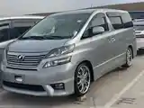 Toyota Vellfire, 2014-11