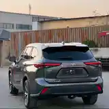 Toyota Highlander, 2021-15