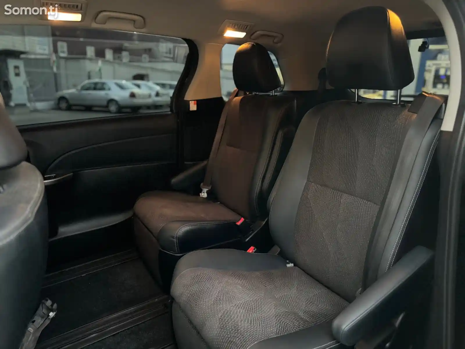 Toyota Estima, 2015-16