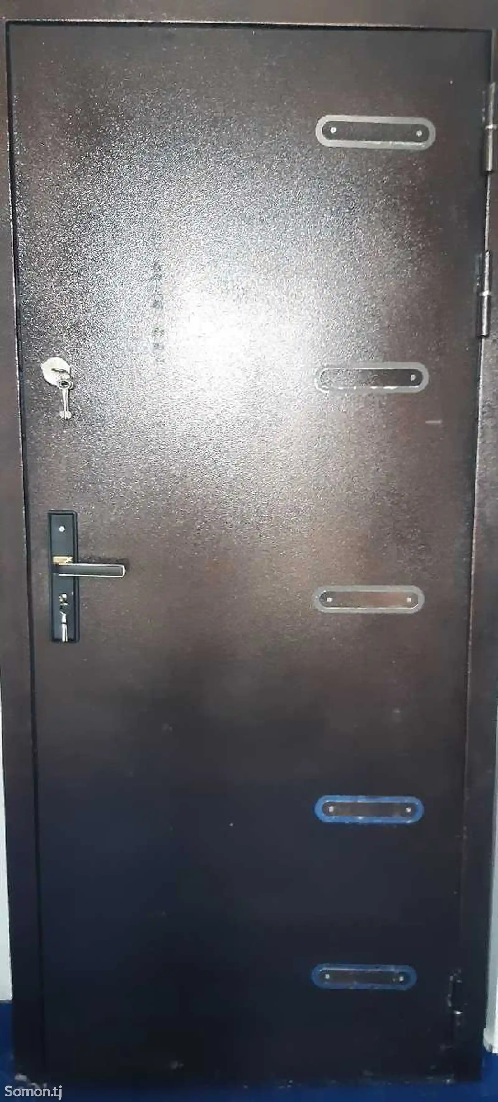 Дверь входная металлическая-1