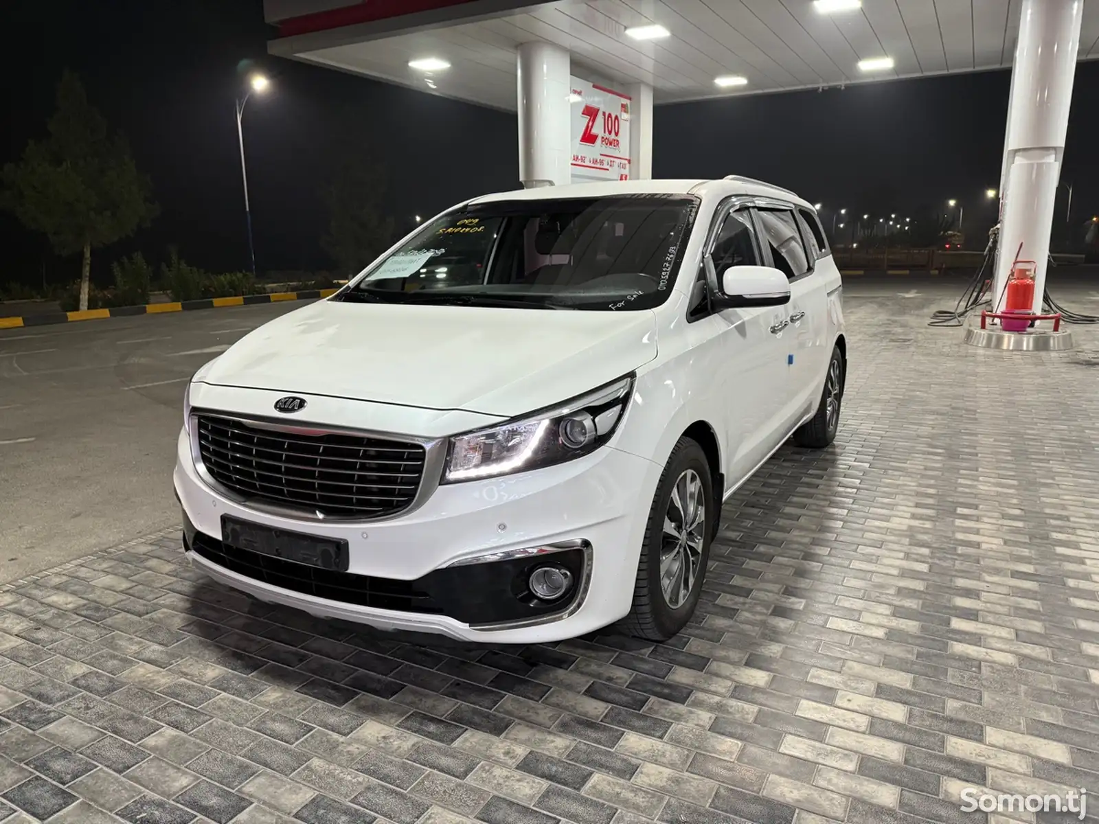 Kia Carnival, 2015-2