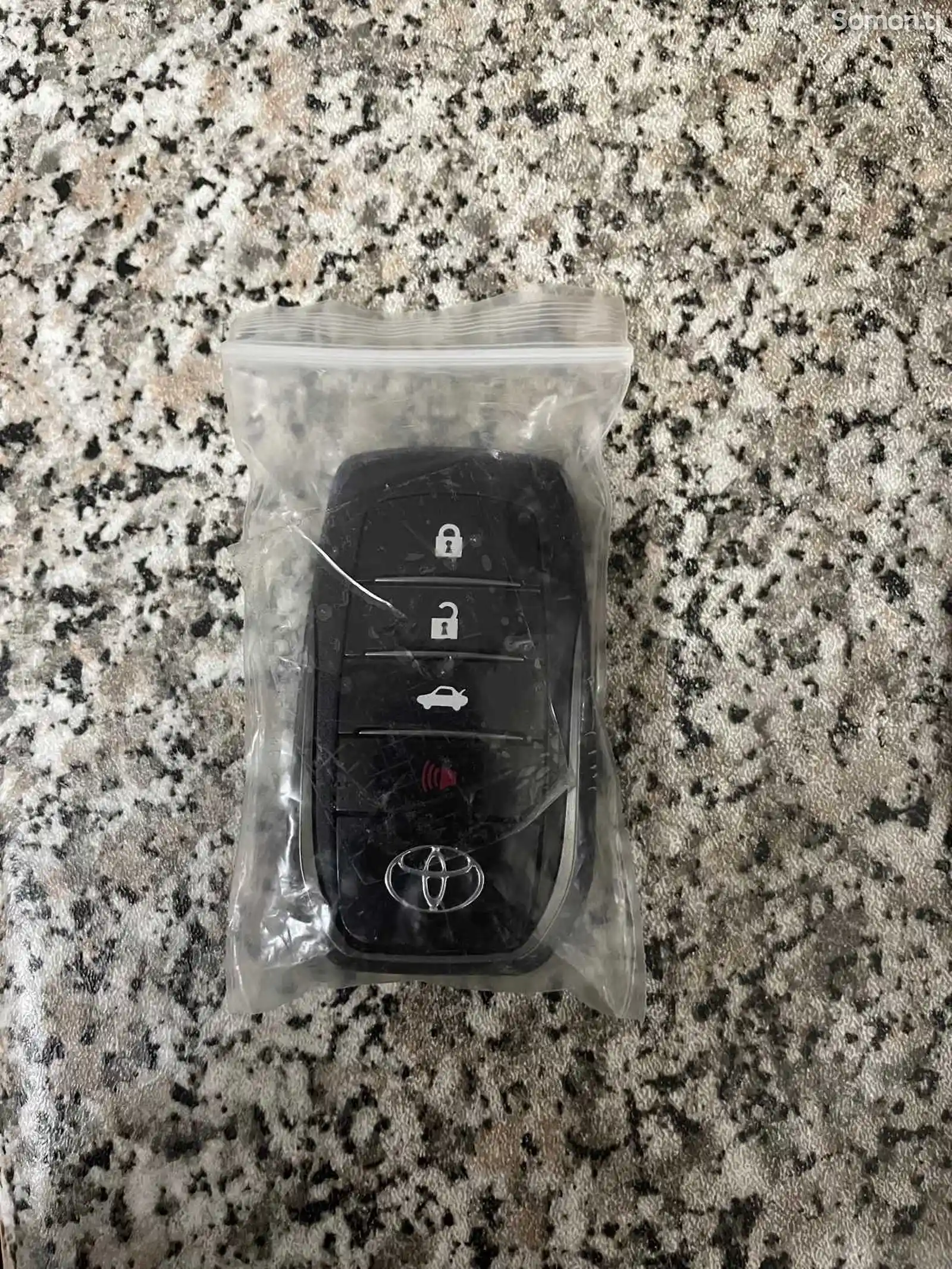 Ключ на Toyota Camry-2