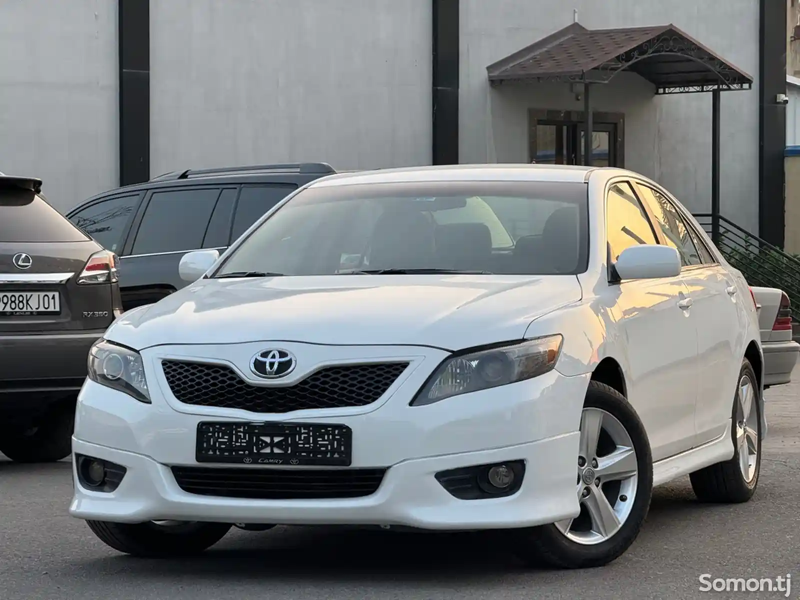 Toyota Camry, 2010-3