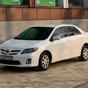 Toyota Corolla, 2012