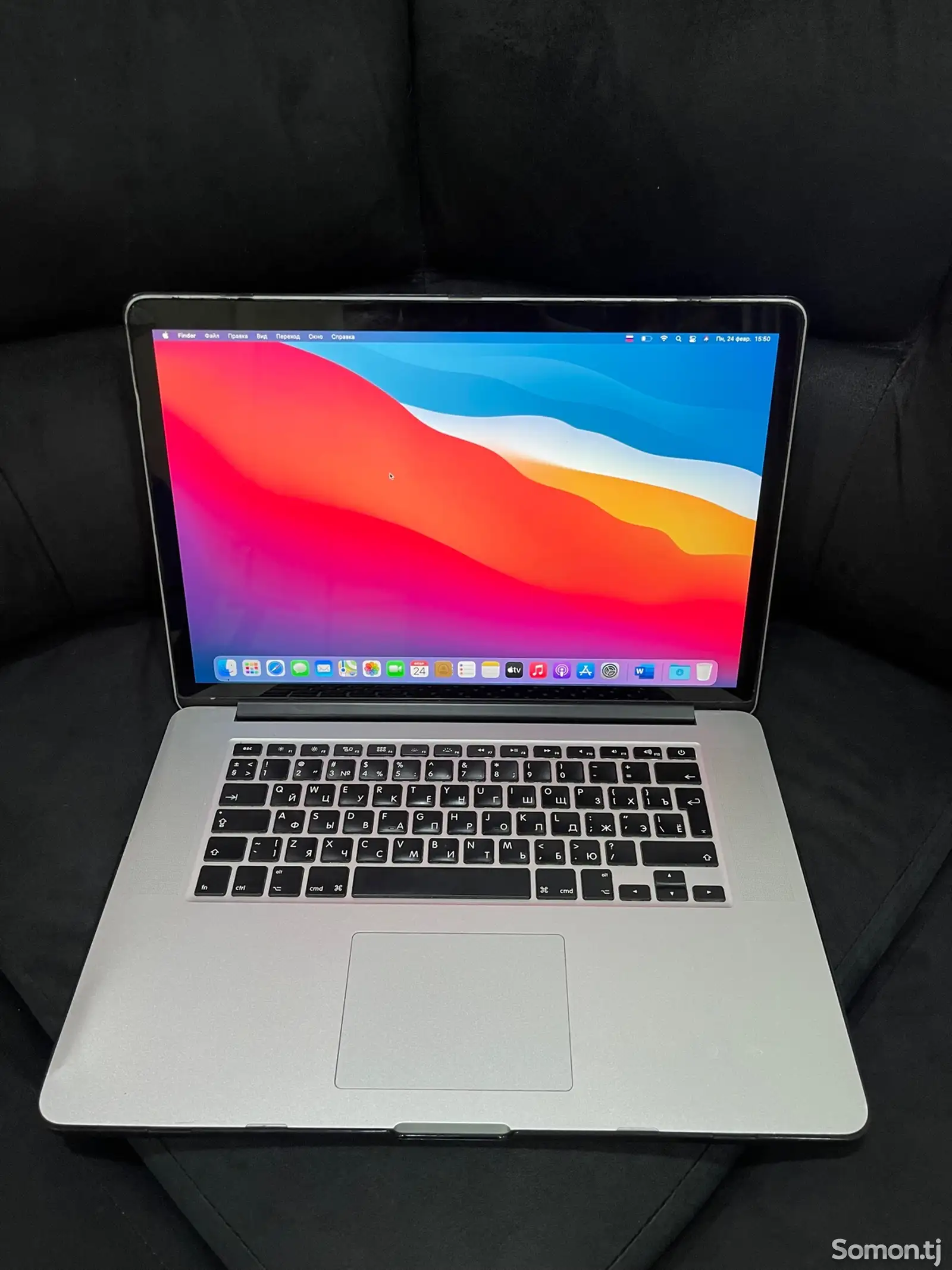 Ноутбук Apple MacBook Pro 15 Retina 2014 16/256Gb-1