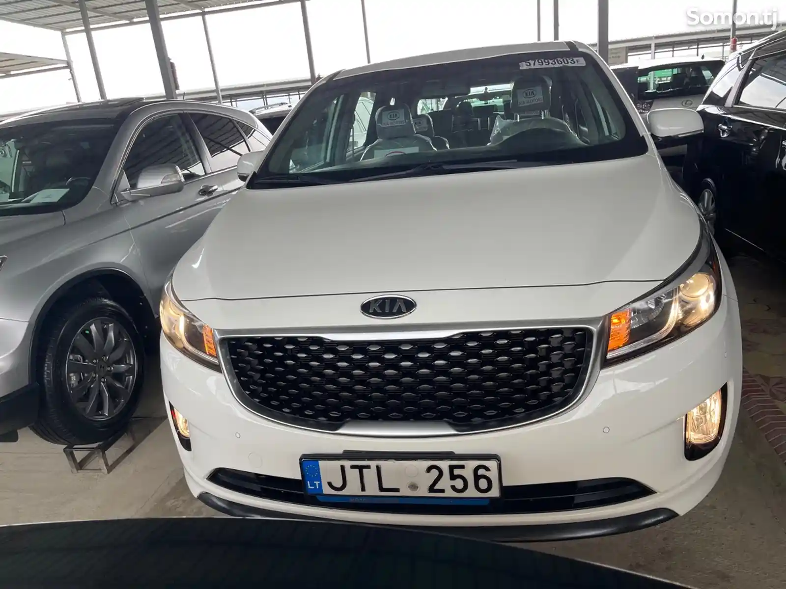 Kia Carnival, 2015-1