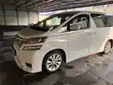 Toyota Alphard, 2014-4