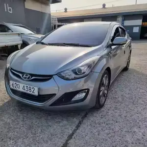 Hyundai Avante, 2012