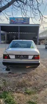 Mercedes-Benz W124, 1993-3