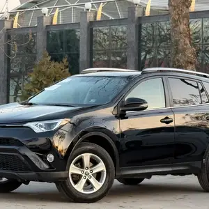 Toyota RAV 4, 2015