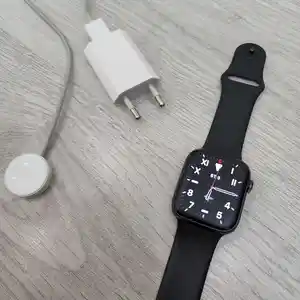 Смарт часы Apple watch se 44mm space gray