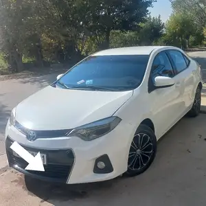 Toyota Corolla, 2015