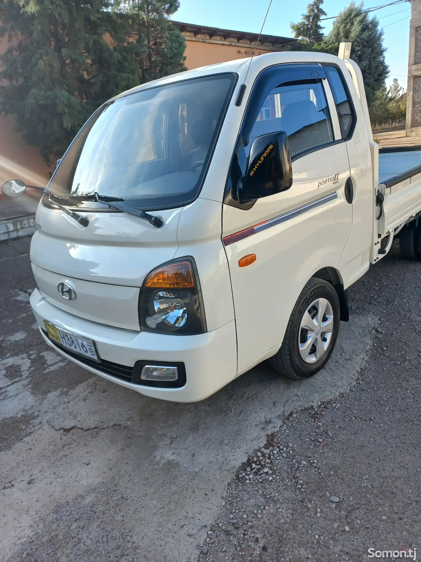 Бортовой автомобиль Hyundai Porter 2, 2014-4