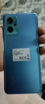 Телефон Realme-2