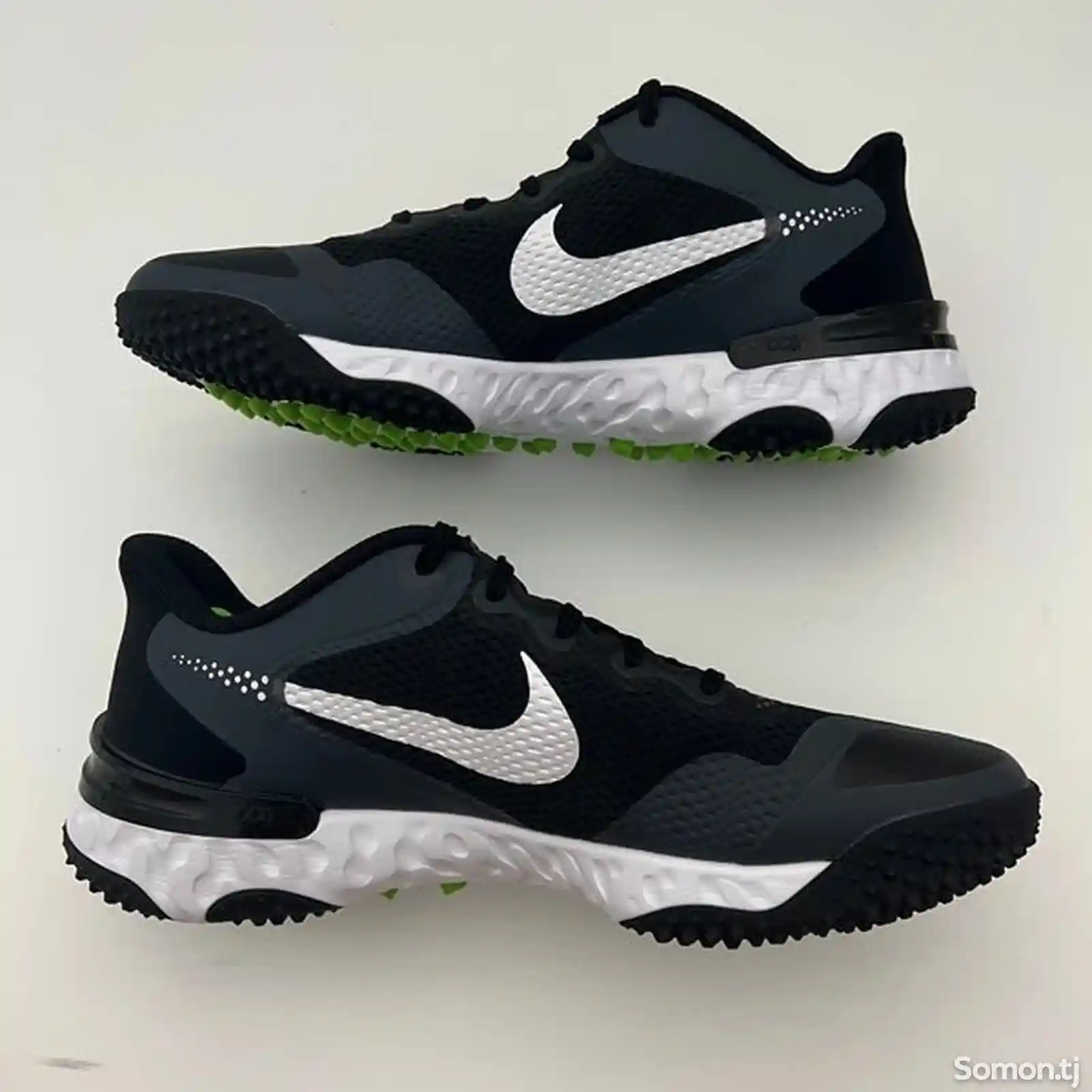 Кроссовки Nike-2