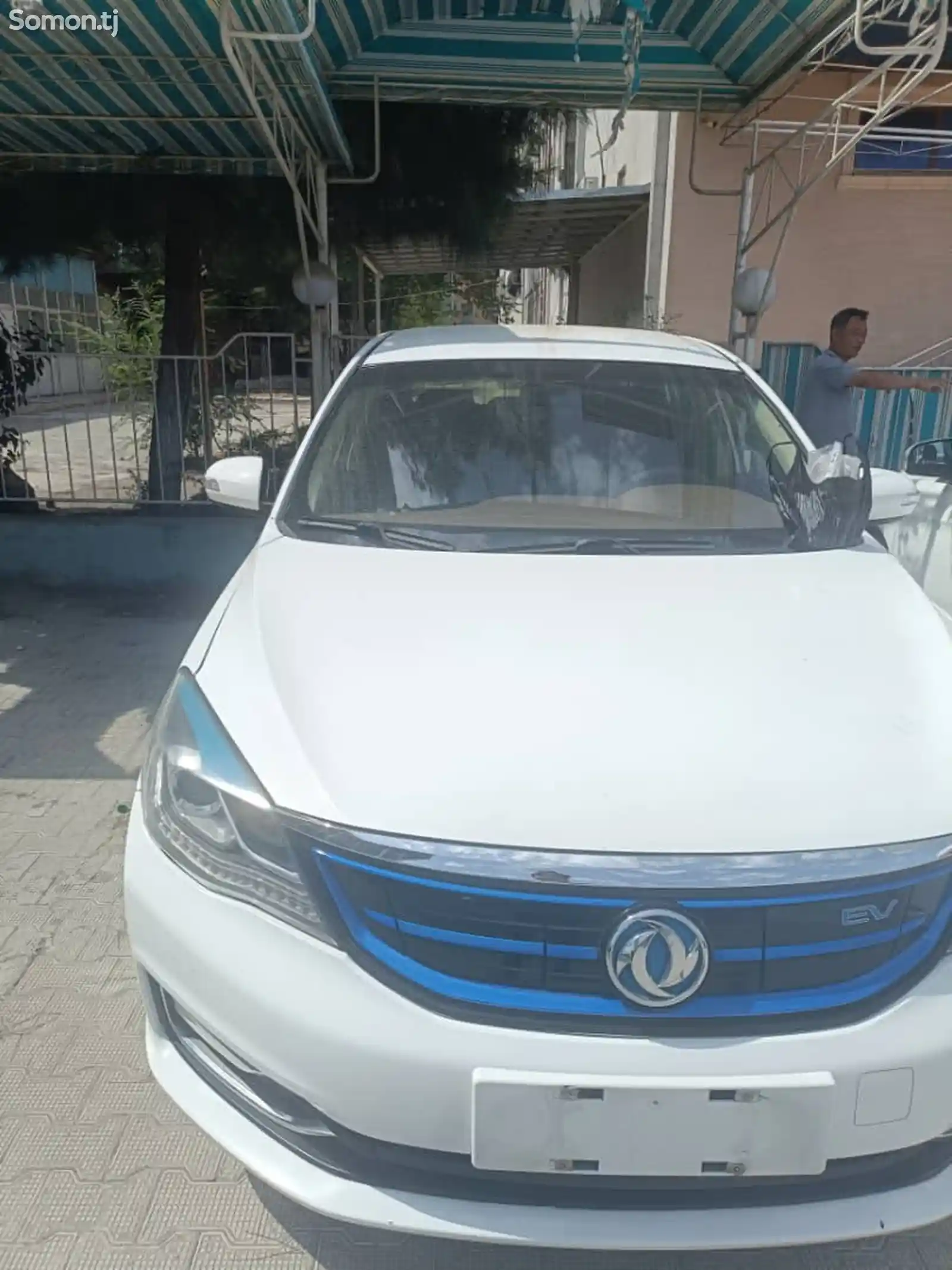 Dongfeng Fenshen E70, 2019-8