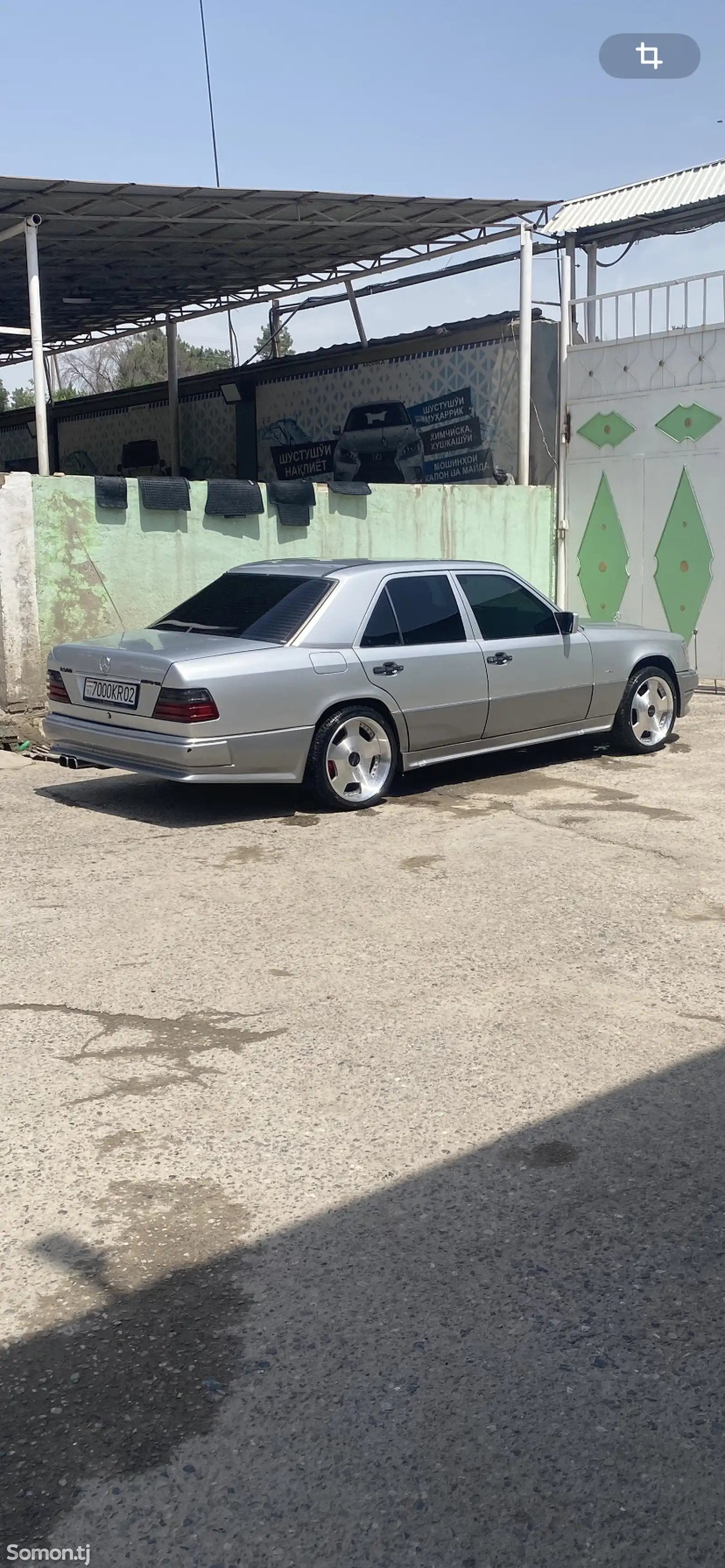 Mercedes-Benz W124, 1990-1