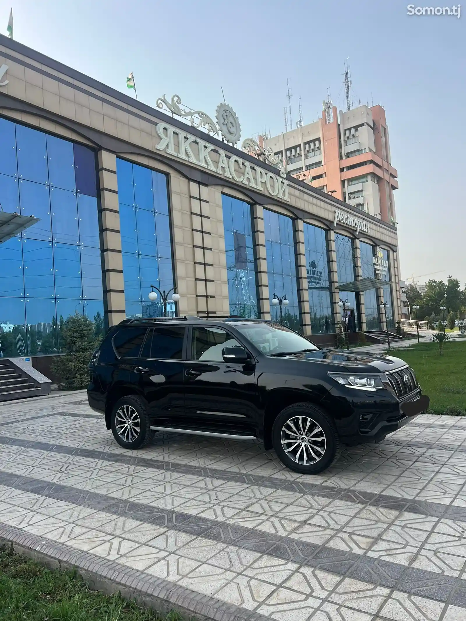 Toyota Land Cruiser Prado, 2023-3