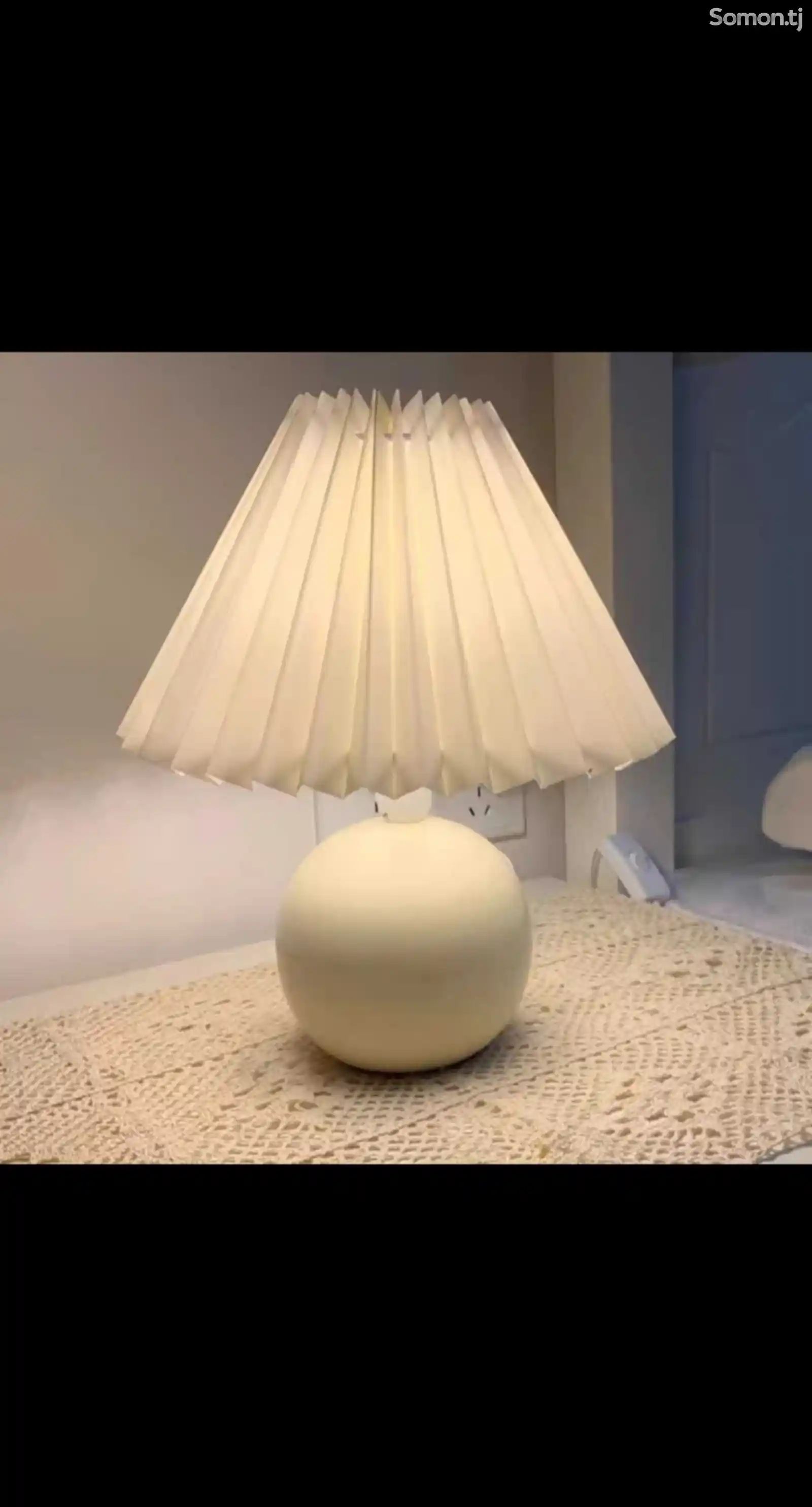 Настольная лампа для спальни-1