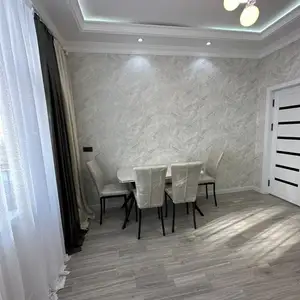 2-комн. квартира, 3 этаж, 58м², 13 мкр