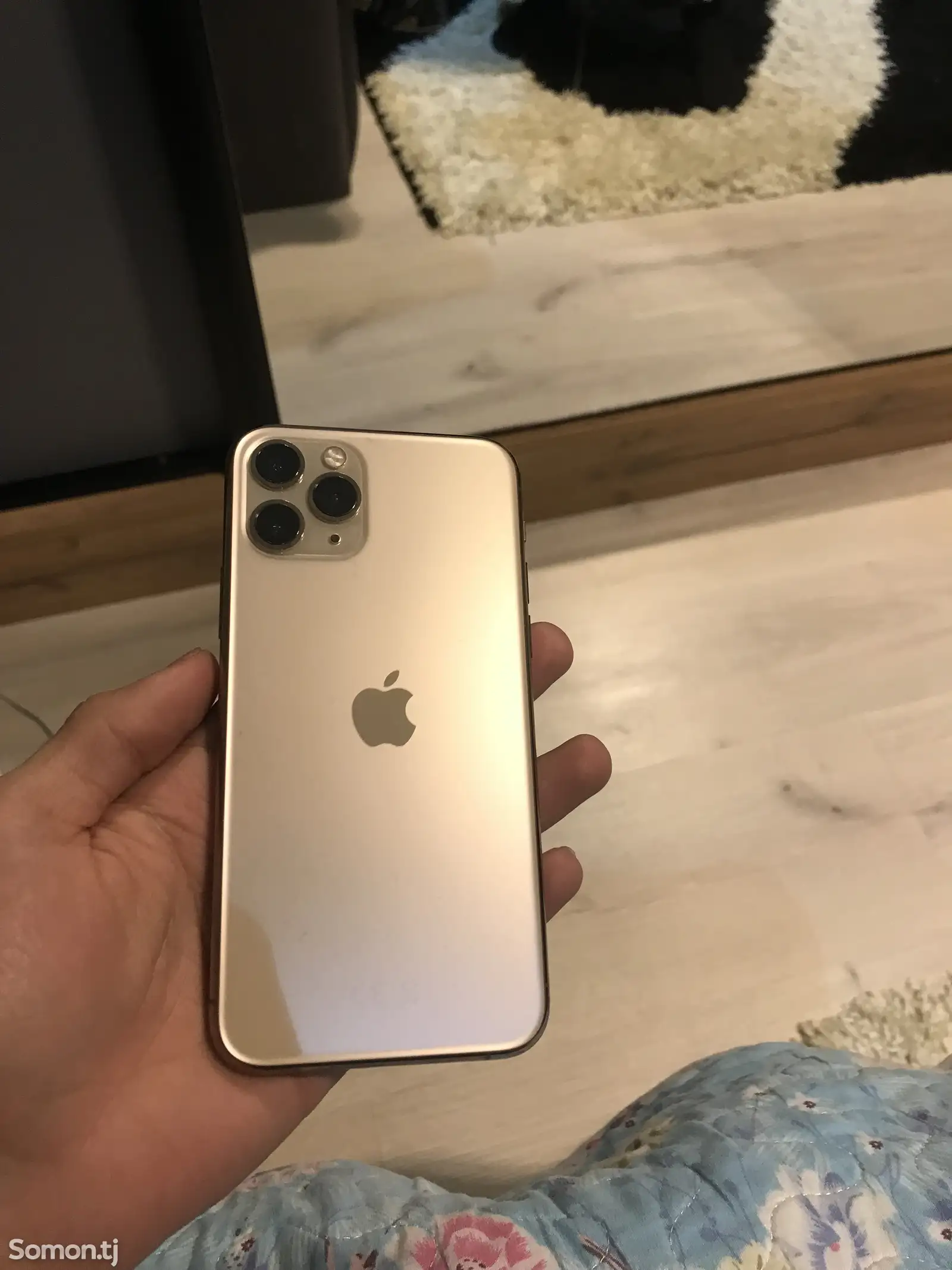 Apple iPhone 11 Pro, 256 gb, Gold-1